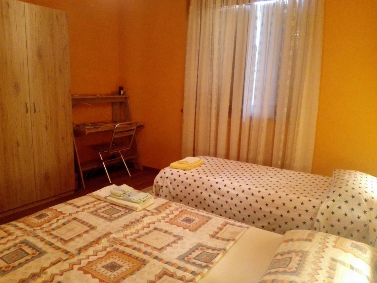 B&B Villa Claudia Lavena Ponte Tresa Buitenkant foto